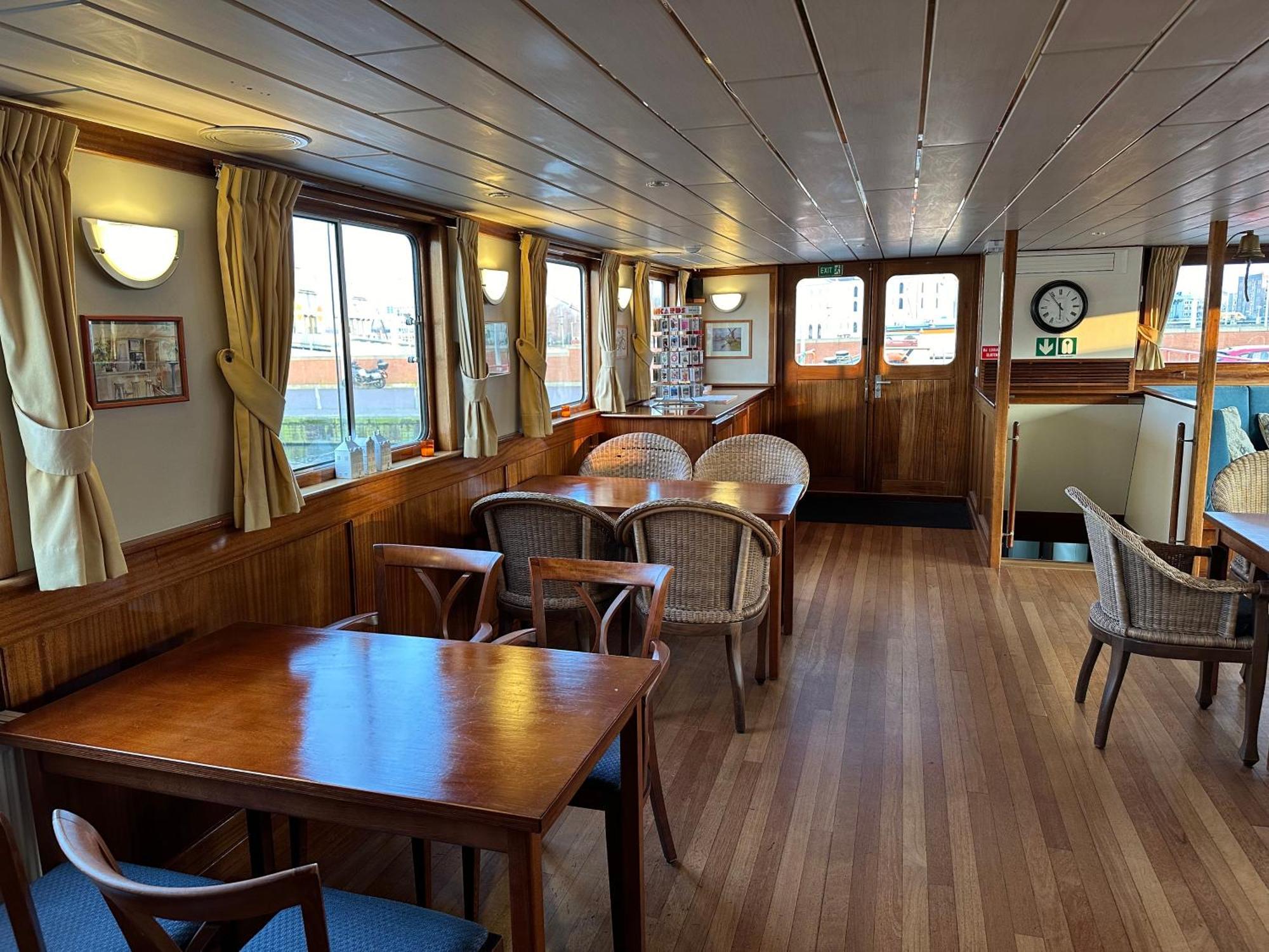 Hotelboat Angeline Amsterdam Exterior photo