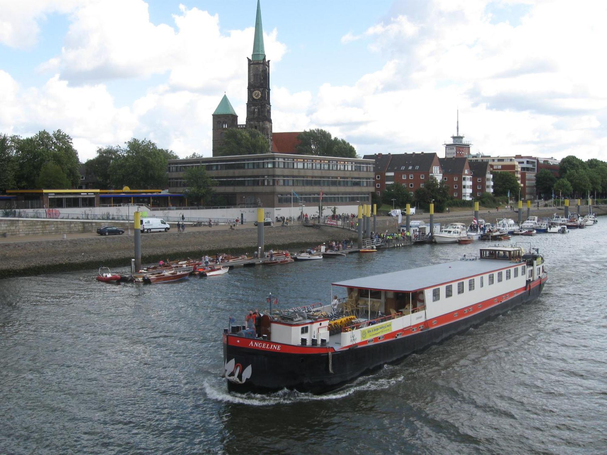 Hotelboat Angeline Amsterdam Exterior photo